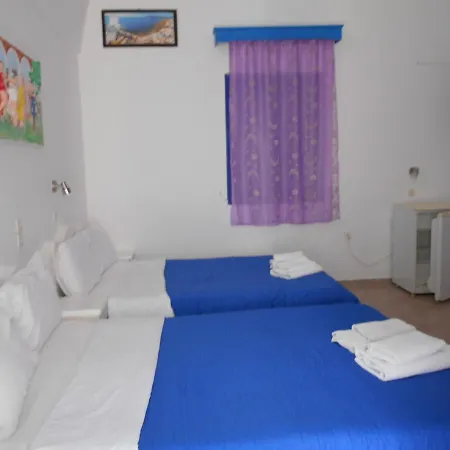 Perissa Hotel 2*