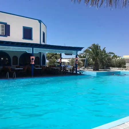 Perissa Hotel 2*
